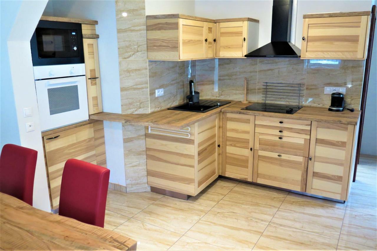 Privat Kamzik Apartment Veľka Lomnica Bagian luar foto